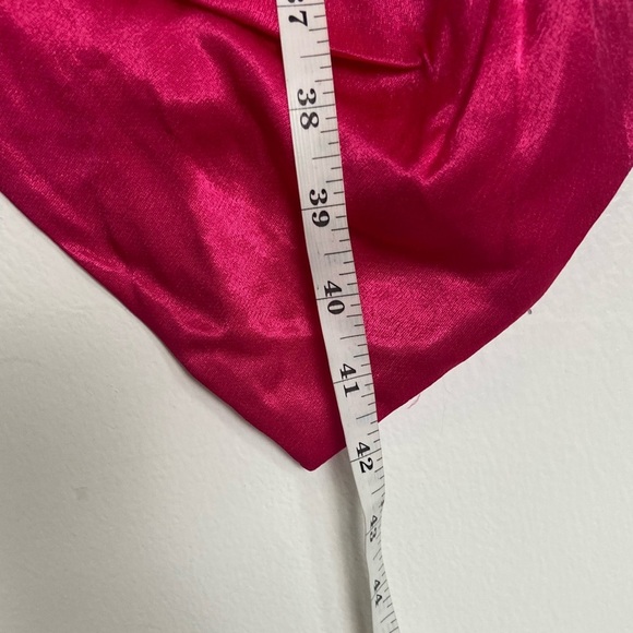 Elliatt Asymmetrical Satin Midi Dress Size S Fuchsia Long Sleeve V-Neck NWT - Picture 11 of 14